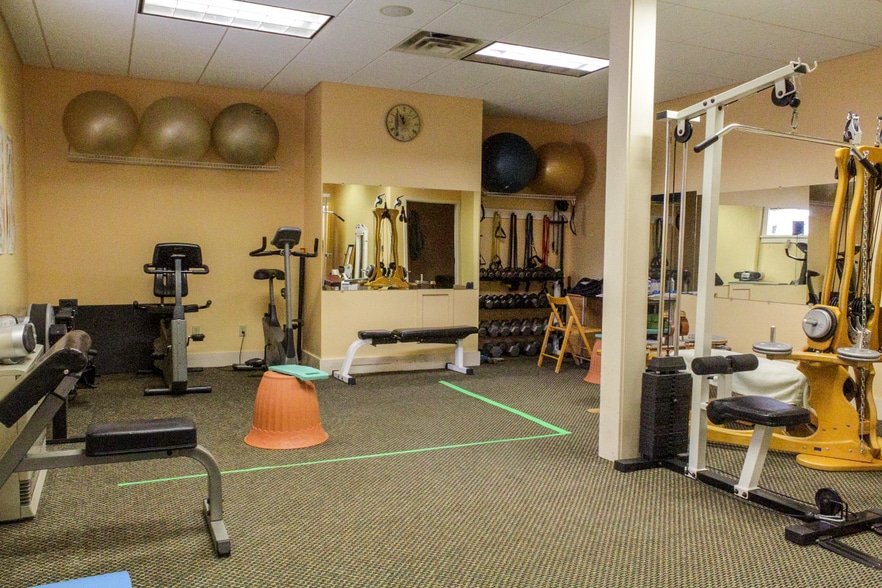 85 E St, South Portland, ME for lease - Building Photo - Image 2 of 25