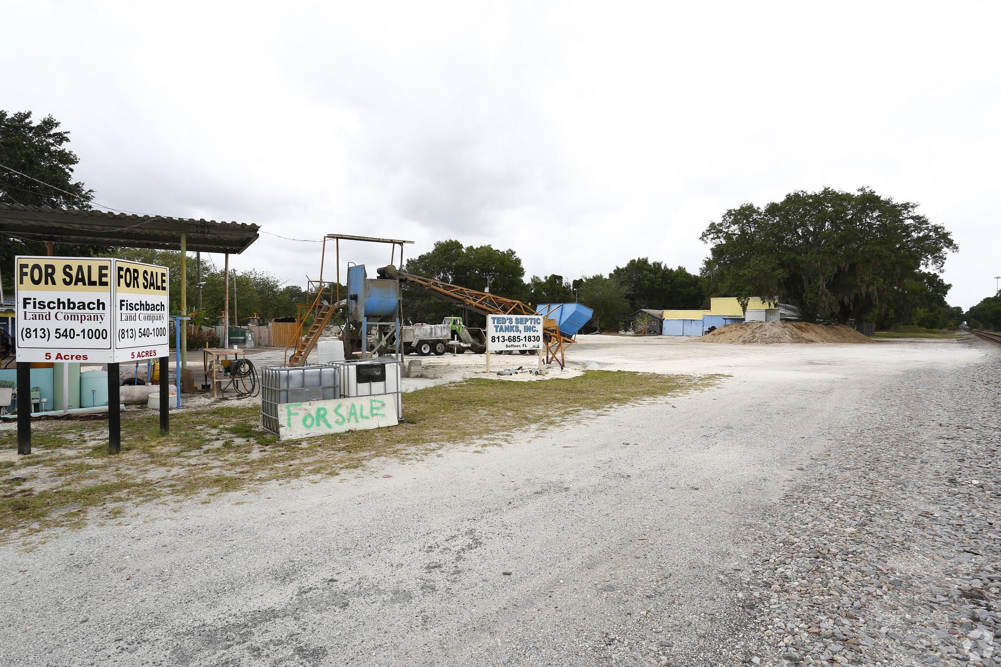 1601 S Kingsway Rd, Seffner, FL for sale Primary Photo- Image 1 of 1