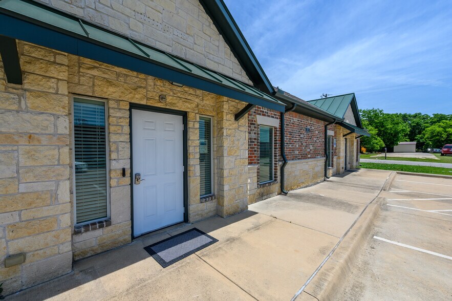 120 McGee St, Princeton, TX à vendre - Photo du bâtiment - Image 2 de 8