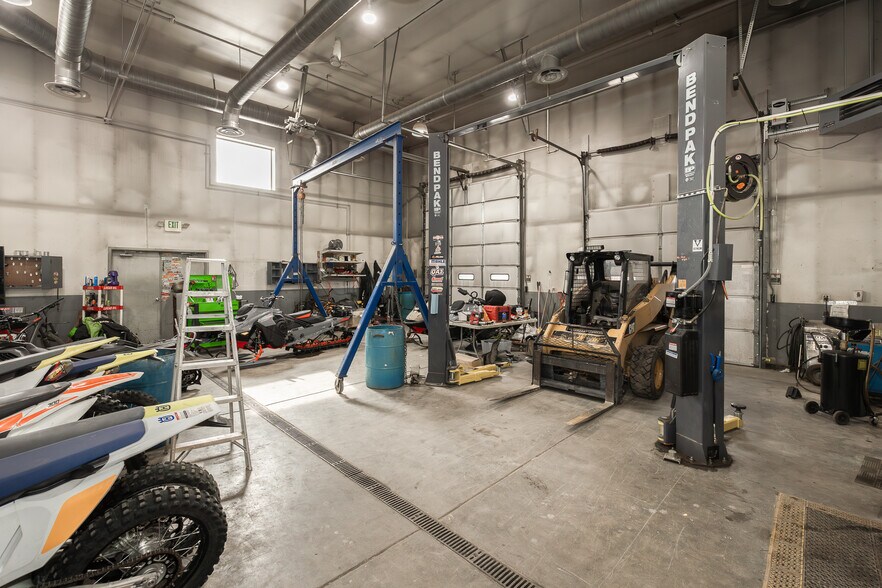 61000 Us Highway 40, Granby, CO à vendre - Photo du bâtiment - Image 3 de 15