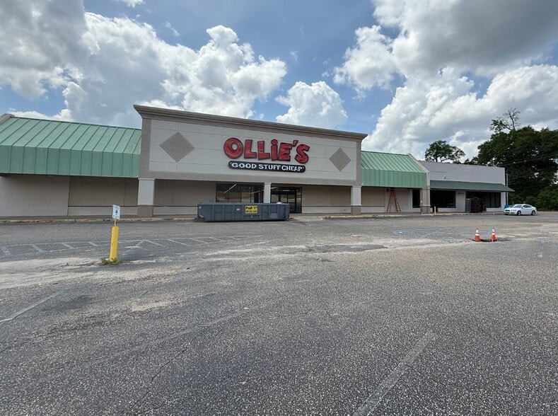 100 Westgate Plz, Andalusia, AL for lease - Building Photo - Image 1 of 6