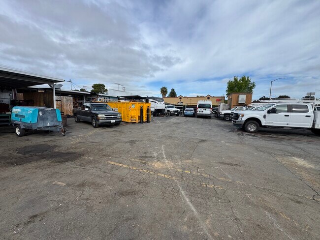 Plus de détails pour 540 Veterans Blvd, Redwood City, CA - Industriel à louer