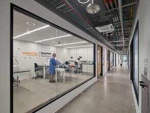 4 N Martin Luther King Jr Blvd, Baltimore, MD for lease Interior Photo- Image 2 of 15