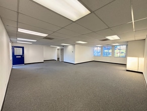930 Alhambra Blvd, Sacramento, CA for lease Interior Photo- Image 1 of 6