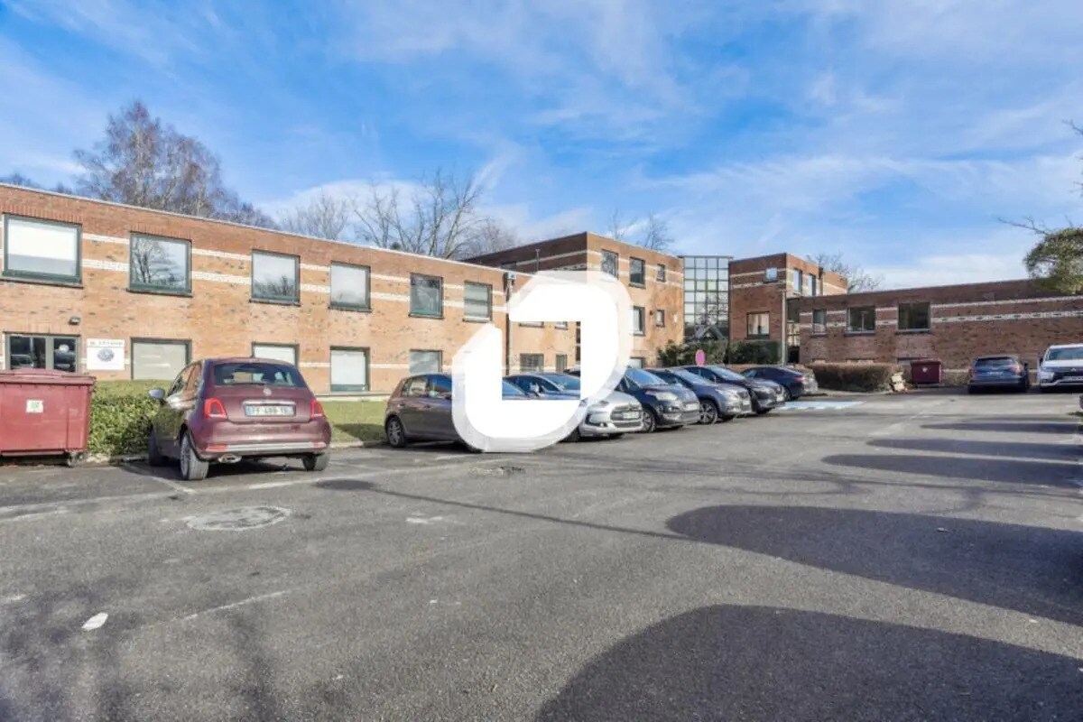 Office in Lognes for lease Building Photo- Image 1 of 7