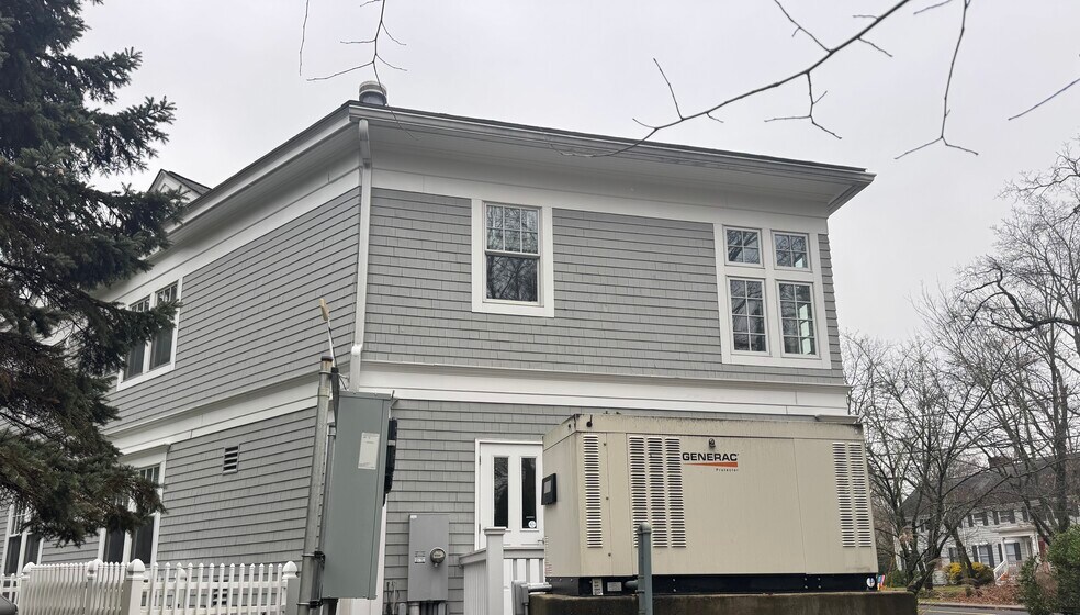 50 Old Kings Hwy N, Darien, CT à vendre - Photo du bâtiment - Image 3 de 10