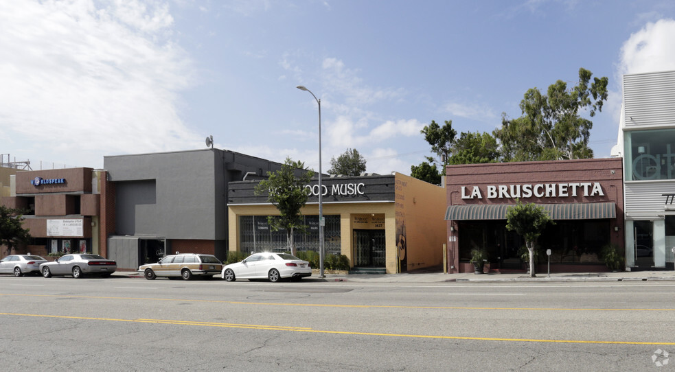 1627 Westwood Blvd, Los Angeles, CA à louer - Photo du bâtiment - Image 1 de 2