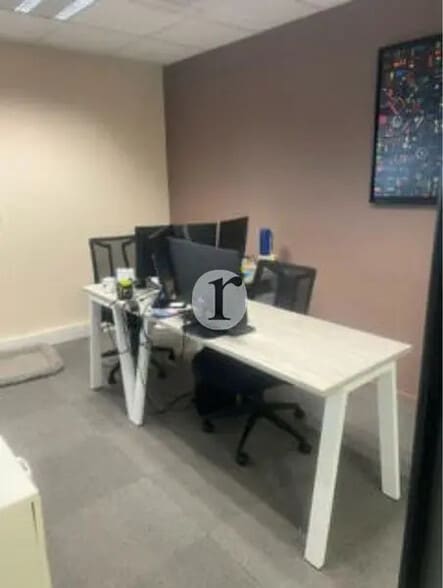 Bureau dans Roubaix à vendre - Photo intérieure - Image 2 de 19