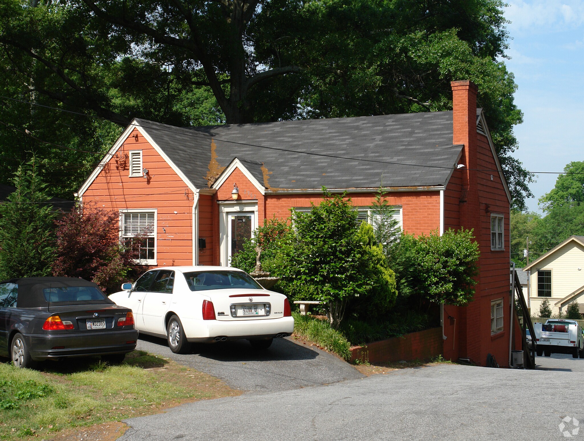 2962 Grandview Ave NE, Atlanta, GA à louer Photo du bâtiment- Image 1 de 4