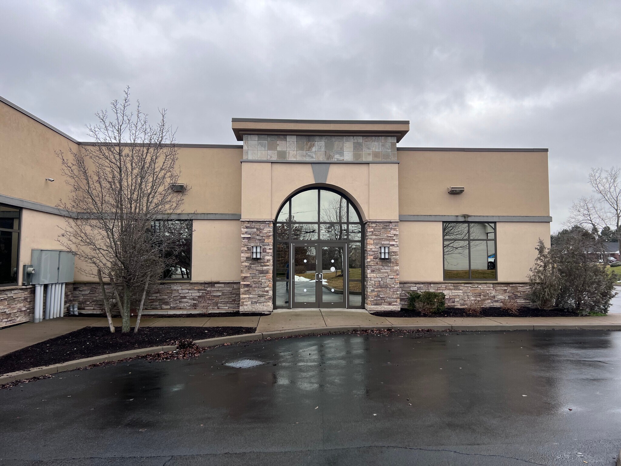 Ridge Rd, Webster, NY à louer Photo du bâtiment- Image 1 de 11