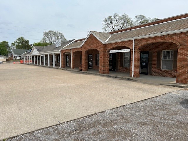 1749 Independence St, Cape Girardeau, MO for lease Primary Photo- Image 1 of 2