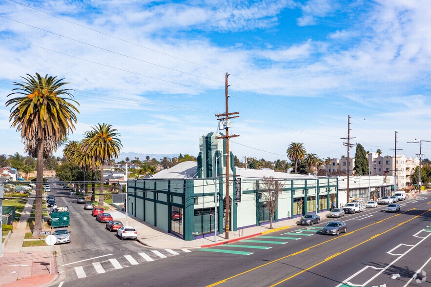 4525 W Adams Blvd, Los Angeles, CA for lease - Aerial - Image 3 of 6