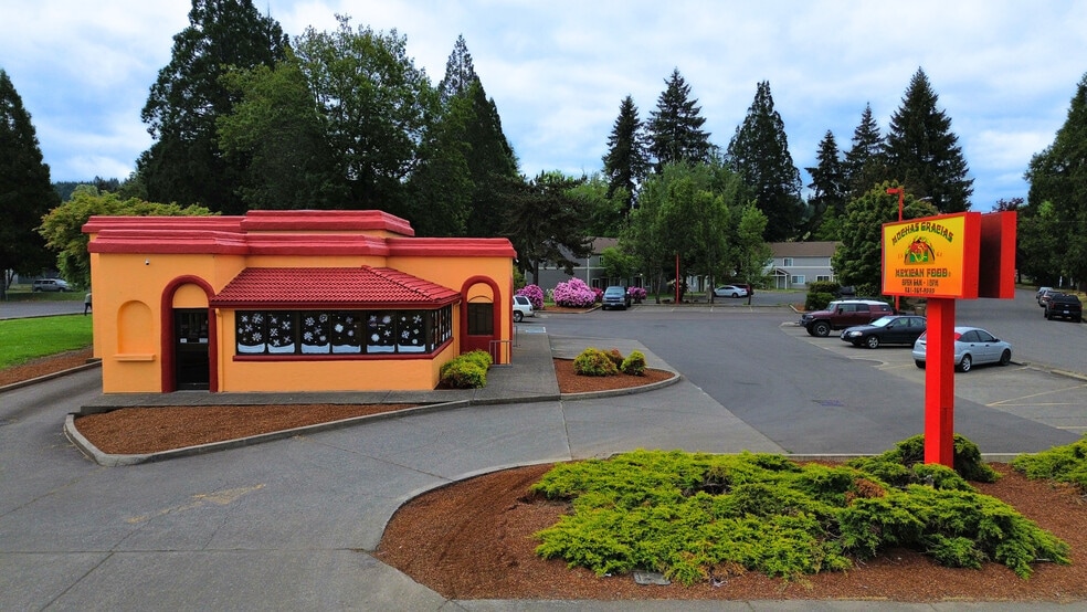 2301 Main St, Sweet Home, OR for sale - Building Photo - Image 2 of 7