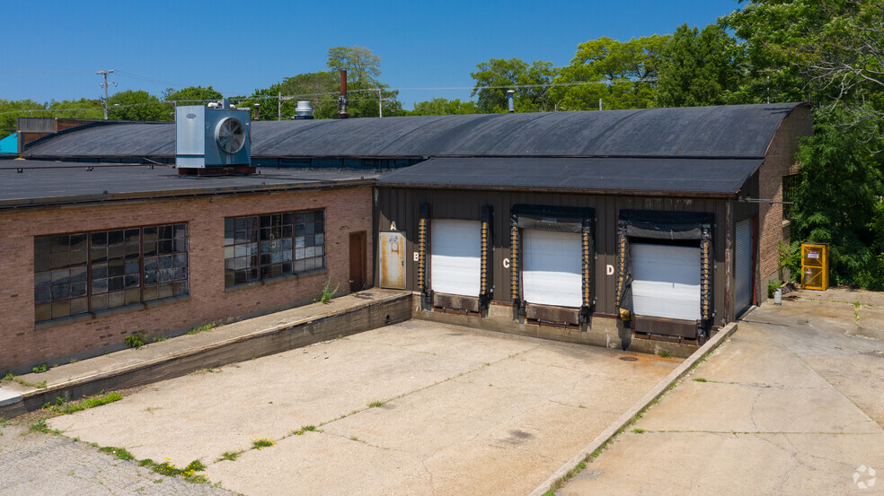 701 W Laketon Ave, Muskegon, MI for lease - Building Photo - Image 3 of 8