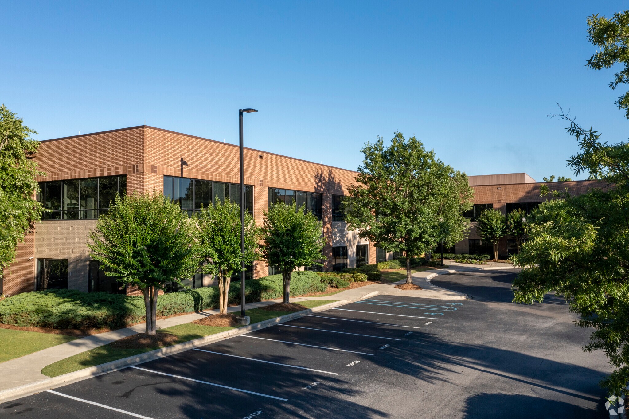 2700 Corporate Dr, Birmingham, AL for lease Building Photo- Image 1 of 6