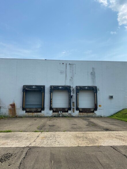 1 Wilcox St, Sayre, PA à vendre - Photo du bâtiment - Image 3 de 3