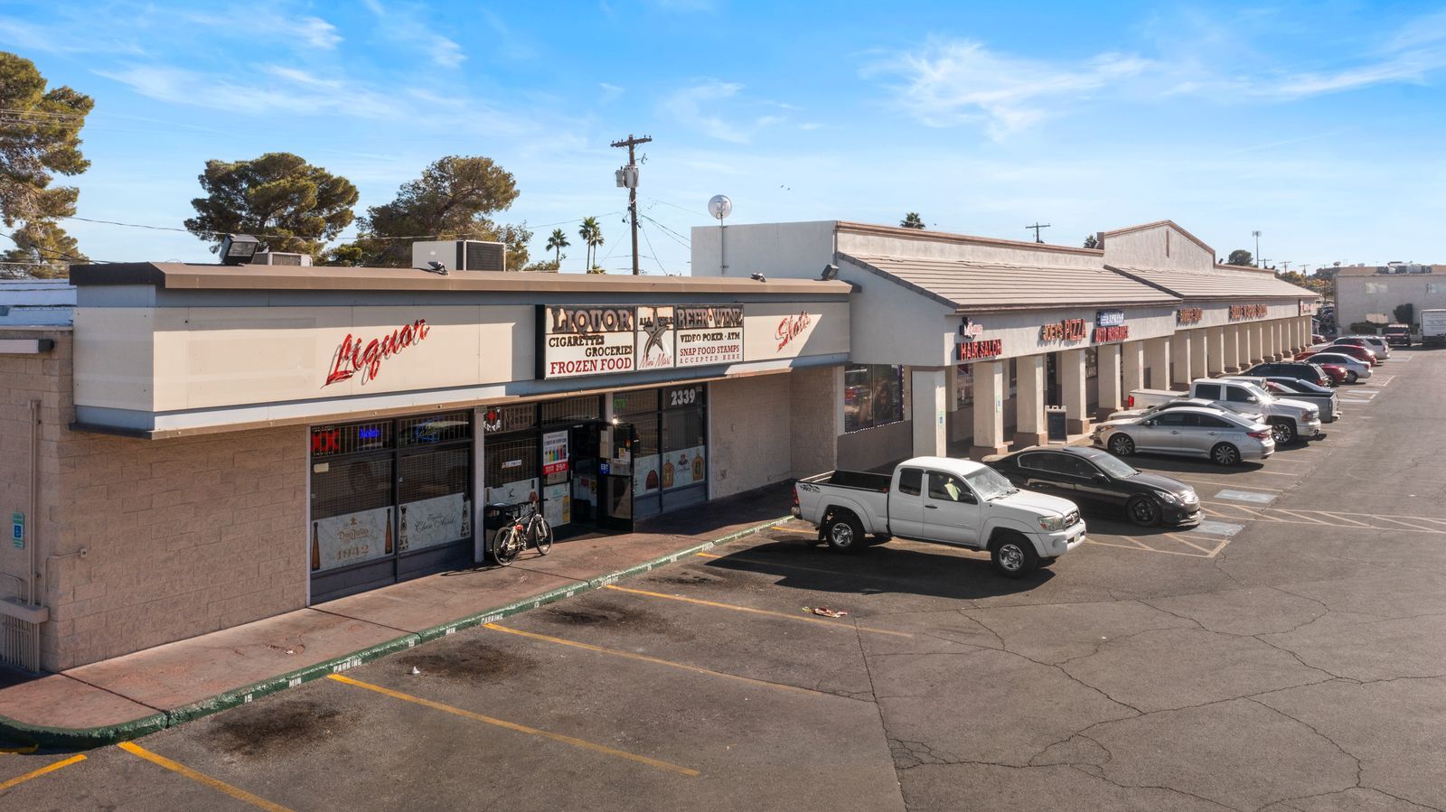 2333-2339 N Jones Blvd, Las Vegas, NV for lease Interior Photo- Image 1 of 4