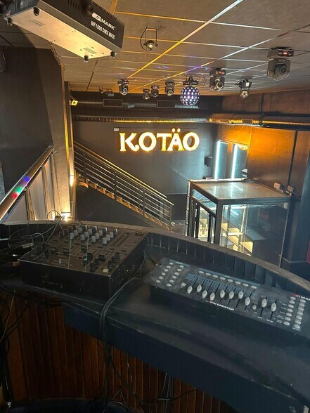 Retail in Murcia for lease - Building Photo - Image 2 of 9