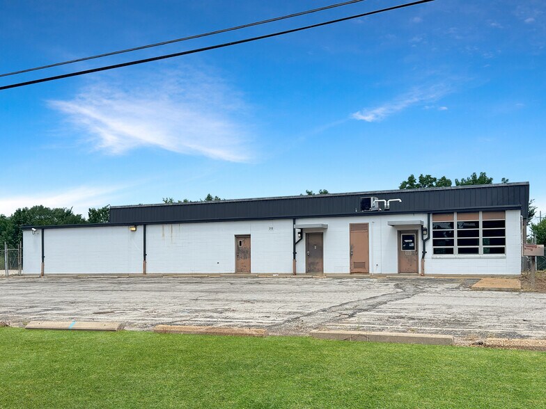313 Franklin Ave, Union, MO à louer - Photo du bâtiment - Image 2 de 6