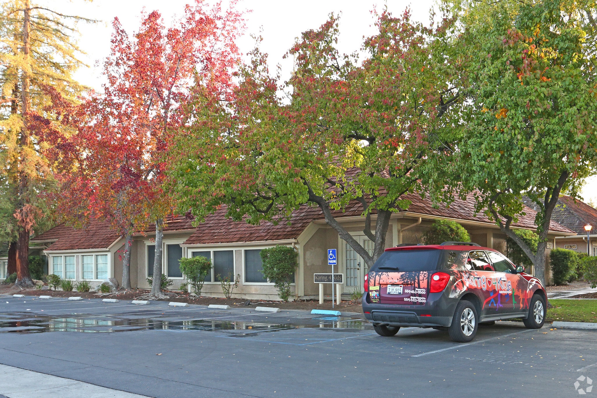 4930 E Yale Ave, Fresno, CA for lease Primary Photo- Image 1 of 7