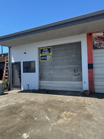 2338-2360 Cabrera Ave, San Bernardino, CA à vendre - Photo du bâtiment - Image 1 de 1