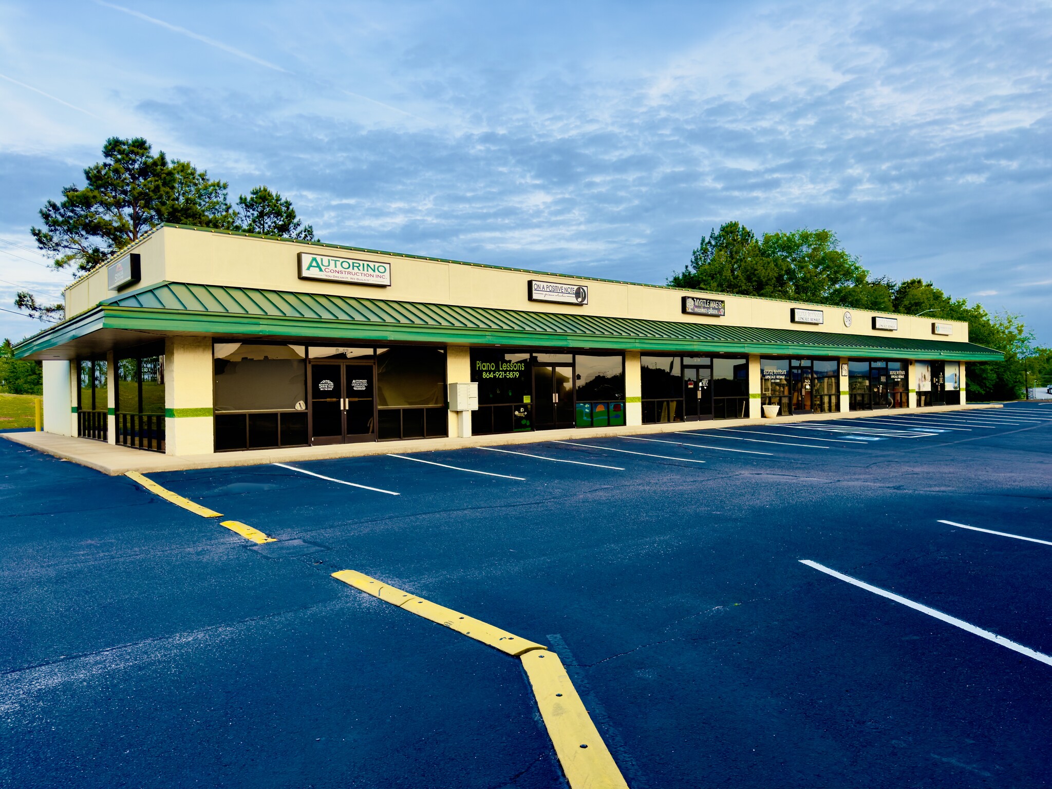 11062 Asheville Hwy, Inman, SC for lease Primary Photo- Image 1 of 4