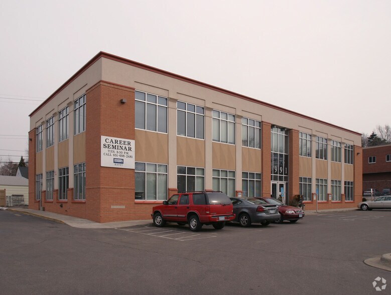 1991 Ford Pky, Saint Paul, MN à louer - Photo du bâtiment - Image 2 de 4