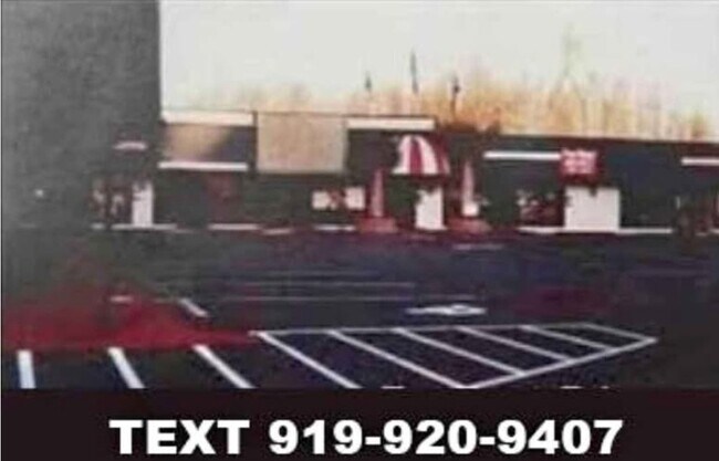 Plus de détails pour 1921-1935 N William St, Goldsboro, NC - Commerce de détail à louer