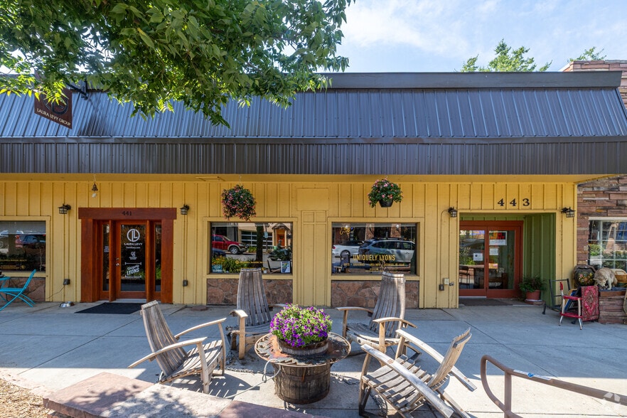 443 Main St, Lyons, CO à louer - Photo du bâtiment - Image 2 de 5