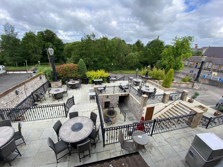 76 Whalley Rd, Clitheroe à vendre - Photo du bâtiment - Image 2 de 5
