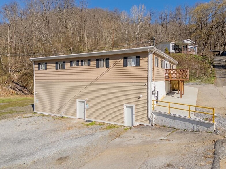 171 Market St, Marion, VA for sale - Primary Photo - Image 1 of 13
