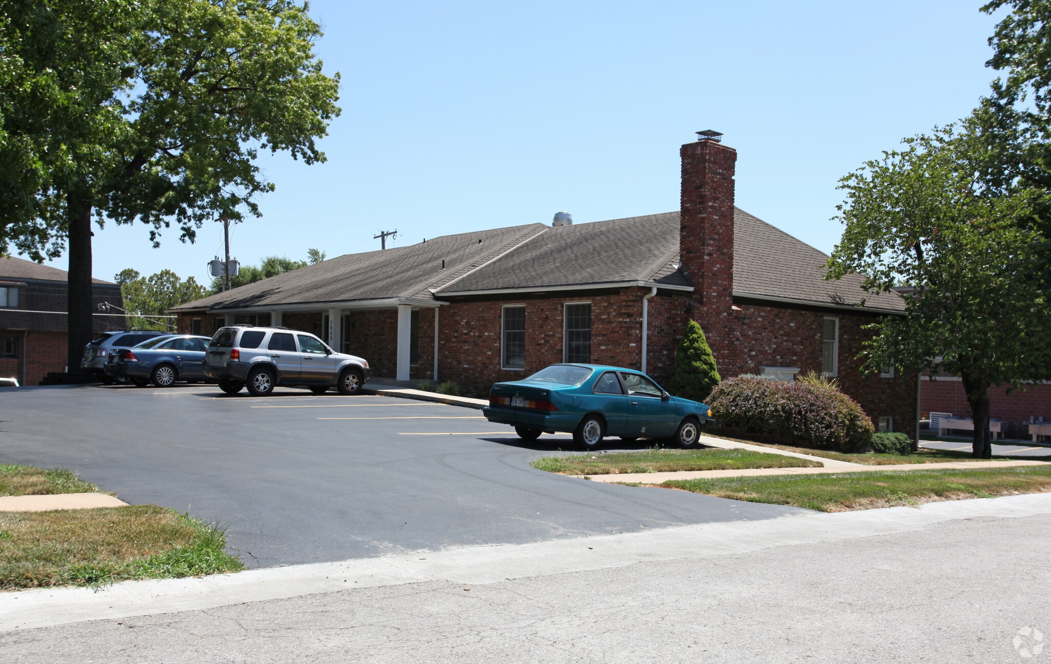 5809 Reeds Rd, Mission, KS for sale Primary Photo- Image 1 of 11