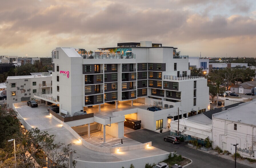 1200R Central Ave, Saint Petersburg, FL for sale - Building Photo - Image 2 of 4