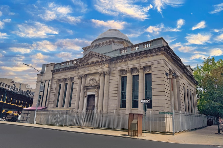 5 Stuyvesant Ave, Brooklyn, NY for lease - Building Photo - Image 1 of 6