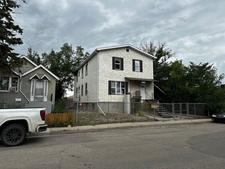 1610 Toronto St, Regina, SK à vendre - Photo du bâtiment - Image 2 de 4