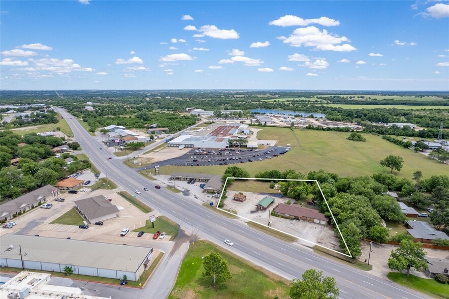 2202 W South Loop, Stephenville, TX for sale - Building Photo - Image 2 of 2