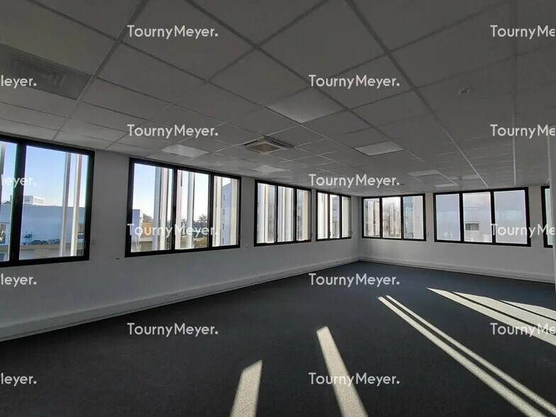 Bureau dans Nantes à louer - Photo du bâtiment - Image 2 de 10