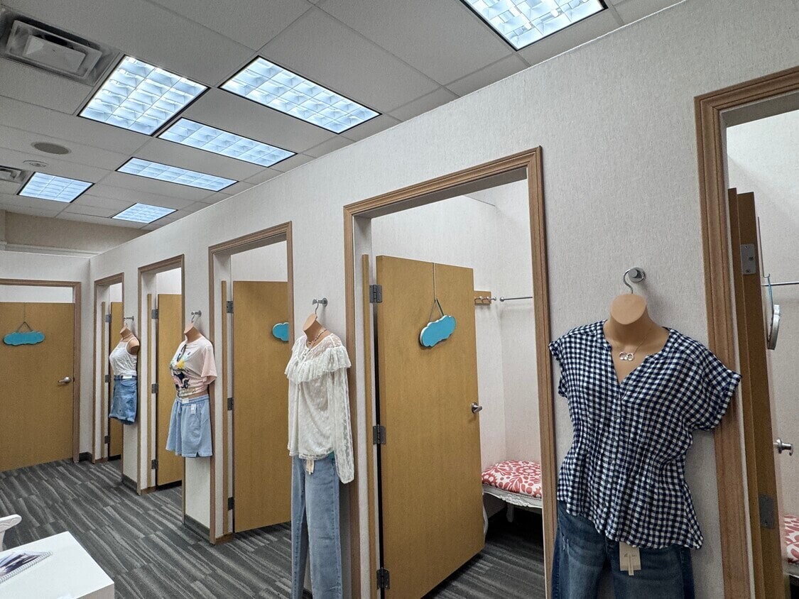 1699-1785 State Highway 273, Anderson, CA for lease Interior Photo- Image 1 of 4