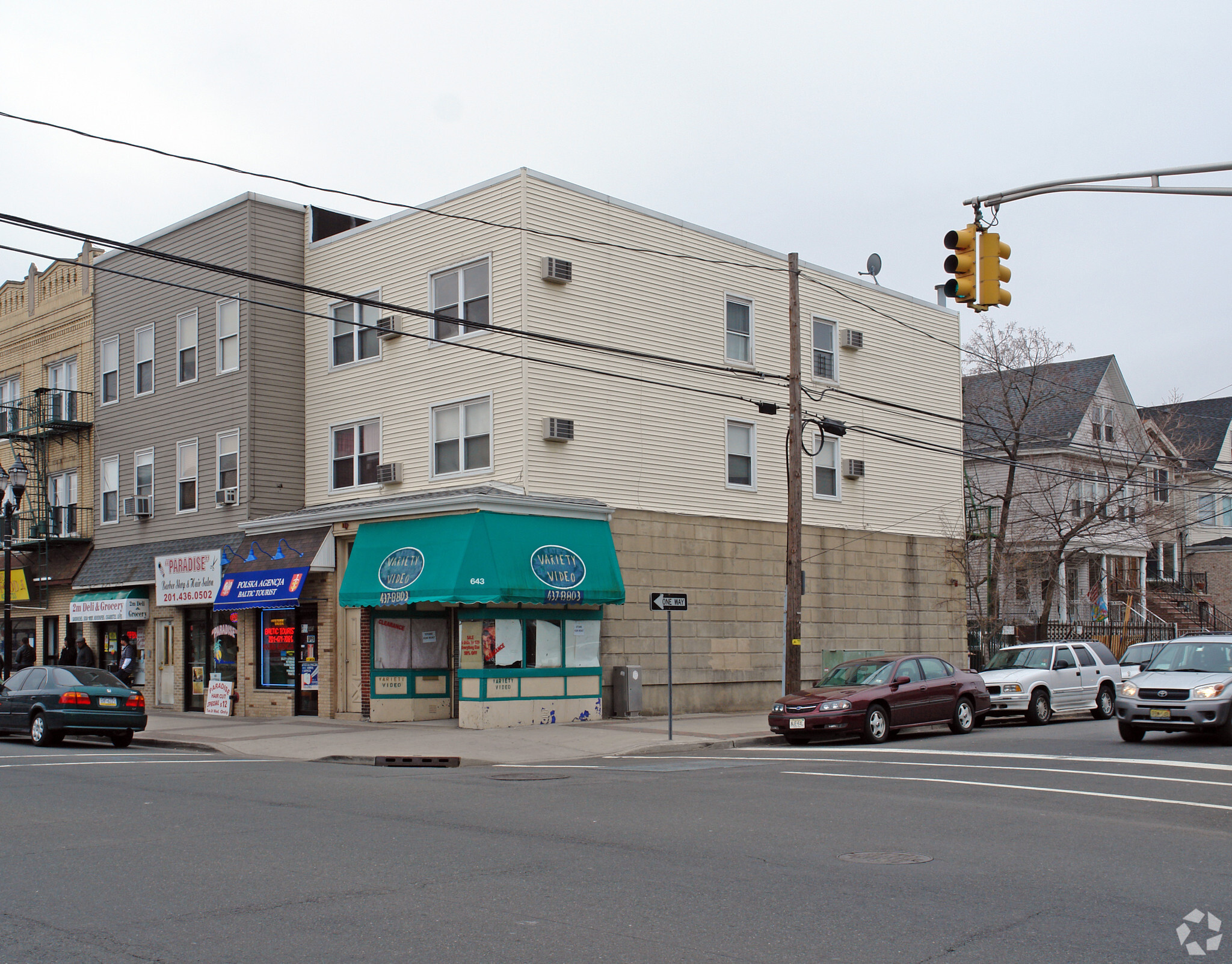 643 Broadway, Bayonne, NJ à vendre Photo principale- Image 1 de 1