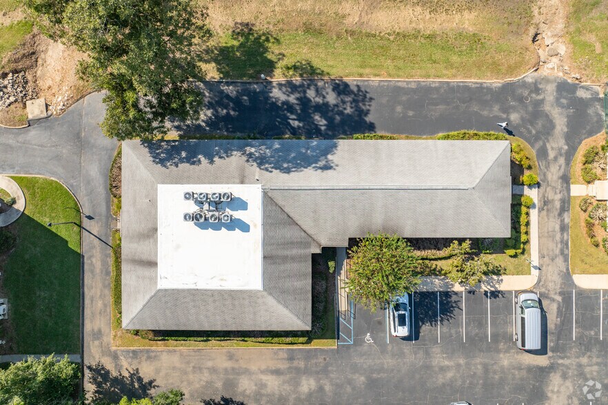 325 John Knox Rd, Tallahassee, FL à vendre - Aérien - Image 2 de 6