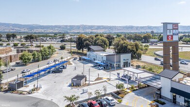 484 9th St, Gilroy, CA - Aerial  map view