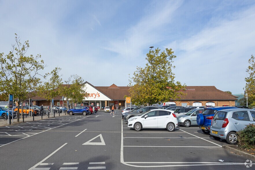 9-14 Campus 5, Letchworth Garden City à louer - Photo du bâtiment - Image 3 de 4