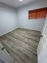 1400 W 240th St, Harbor City, CA for lease Interior Photo- Image 2 of 9