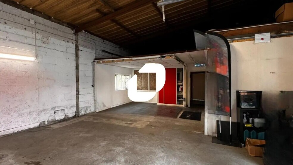 Flex dans Carquefou à louer - Photo du bâtiment - Image 2 de 9