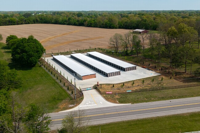 More details for 4624 Highway 31 W, Cottontown, TN - Specialty for Sale