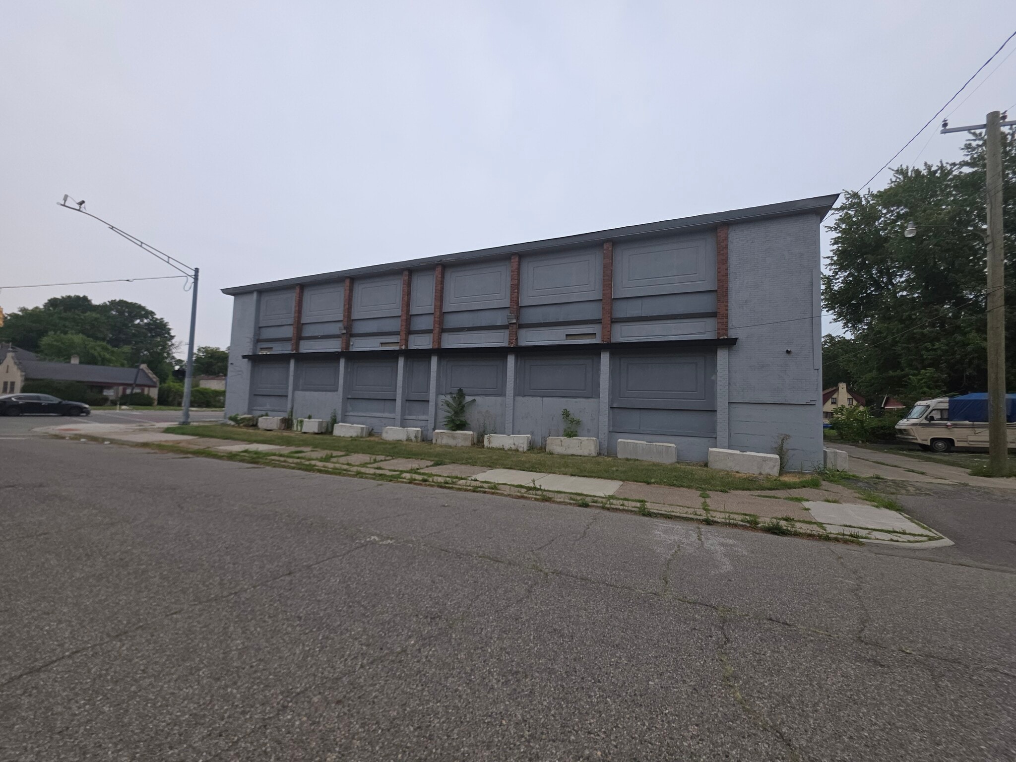 15760 E Warren Ave, Detroit, MI for sale Building Photo- Image 1 of 8