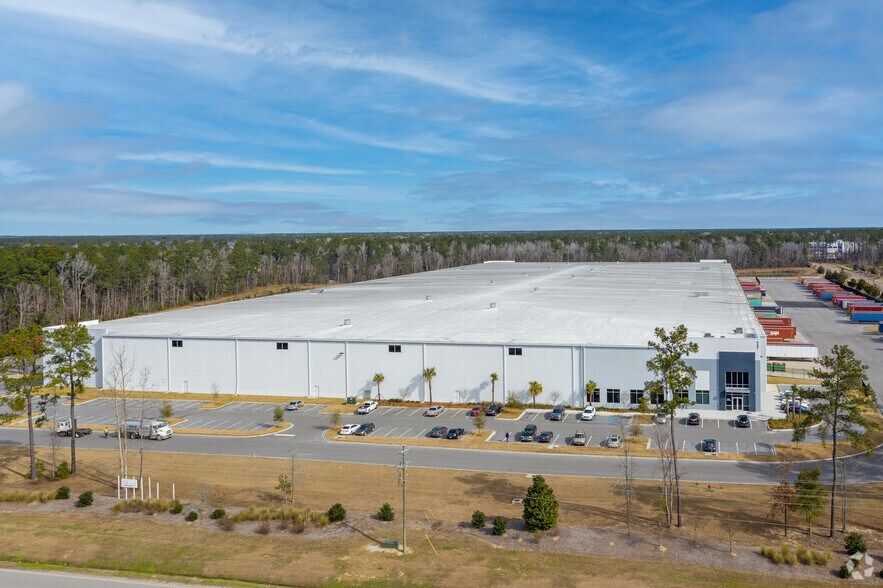 537 Omni Industrial Blvd, Summerville, SC à louer - Photo du bâtiment - Image 3 de 7
