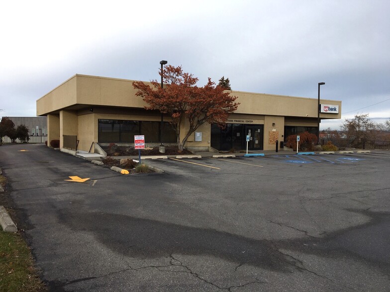 2330 E Sprague Ave, Spokane, WA for lease - Building Photo - Image 1 of 2