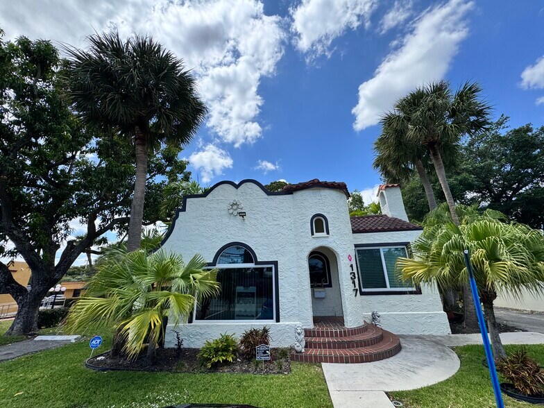 1317 SE 4th Ave, Fort Lauderdale, FL à vendre - Photo du bâtiment - Image 1 de 43
