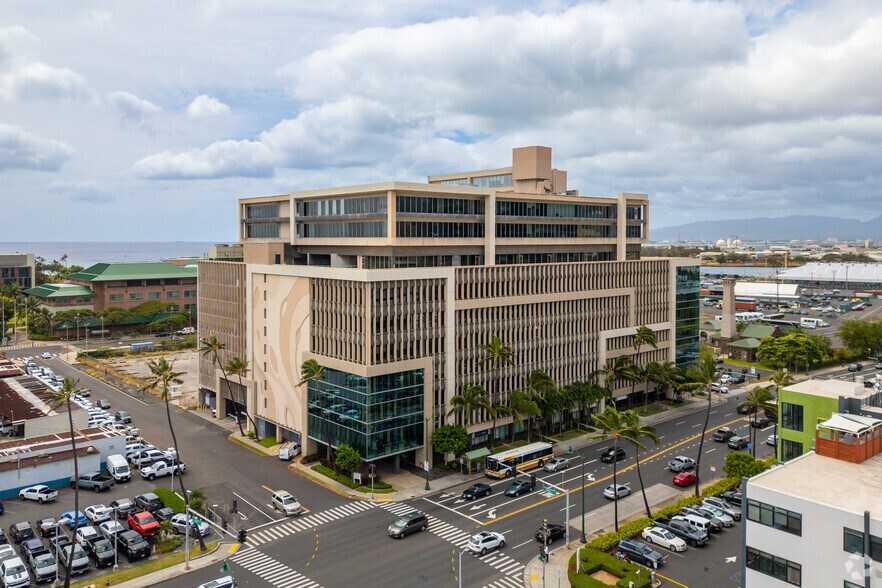 677 Ala Moana Blvd, Honolulu, HI à louer - Photo du bâtiment - Image 3 de 7